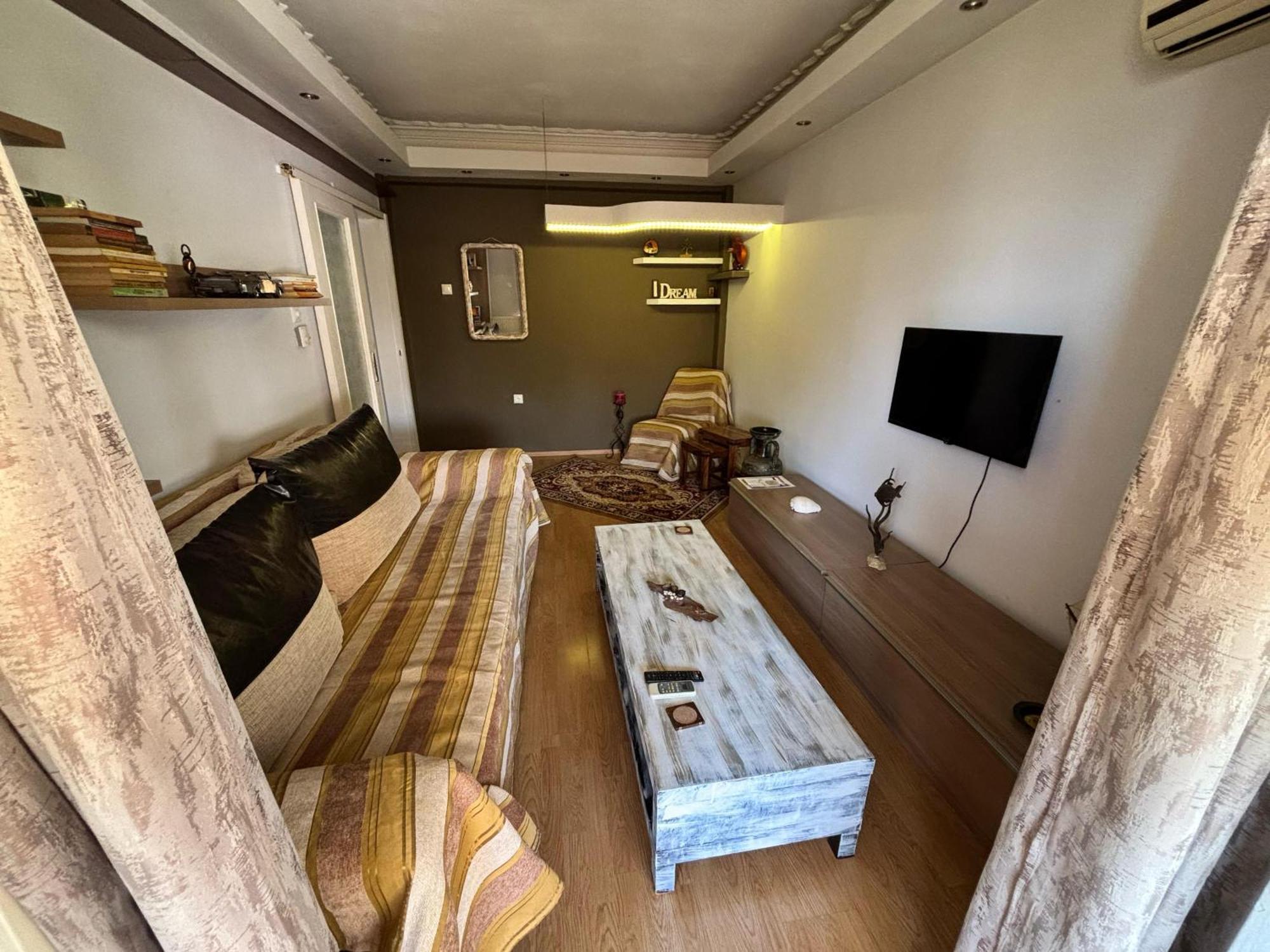 Nirvana Apartment Athena Bagian luar foto