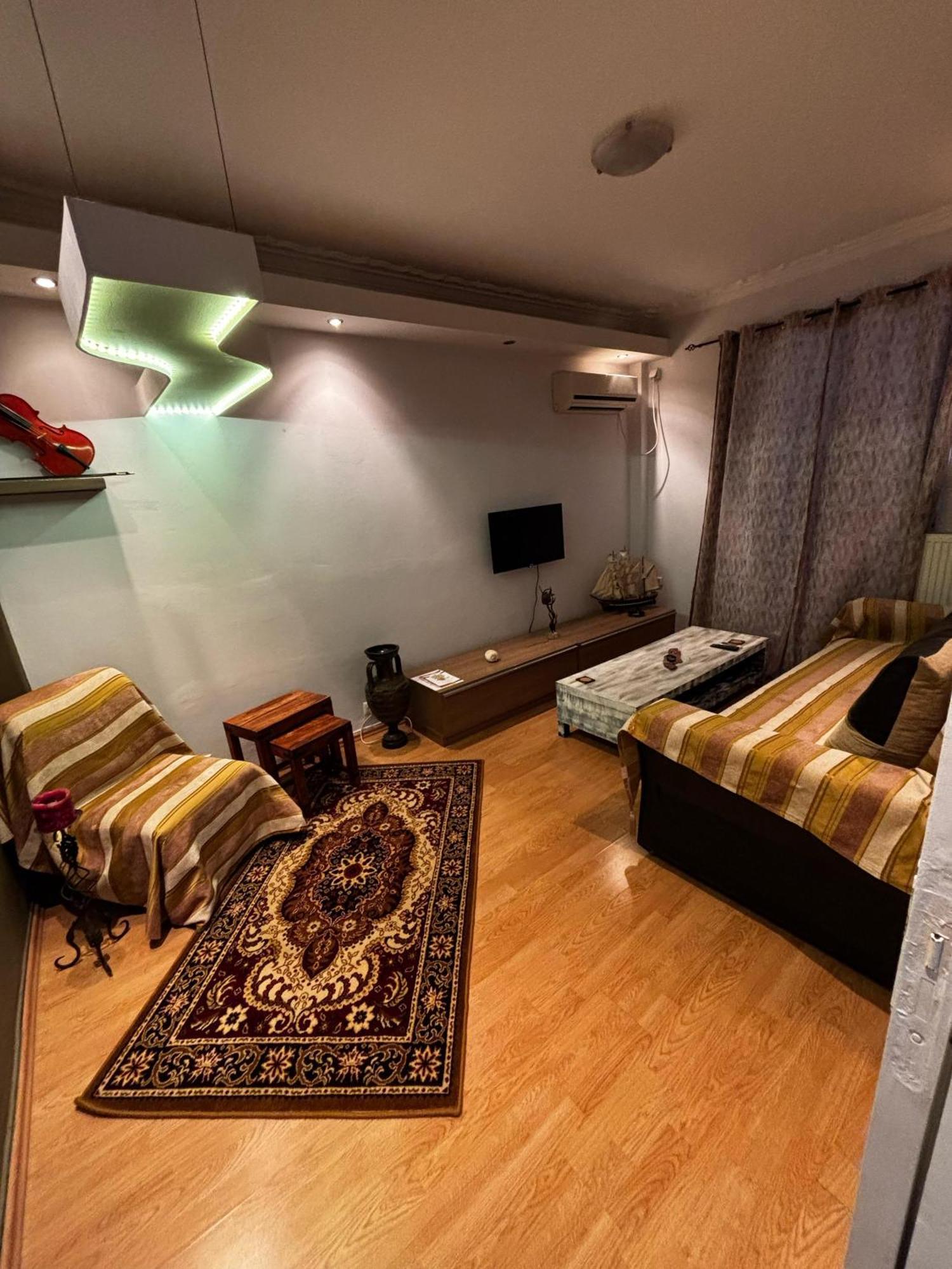 Nirvana Apartment Athena Bagian luar foto
