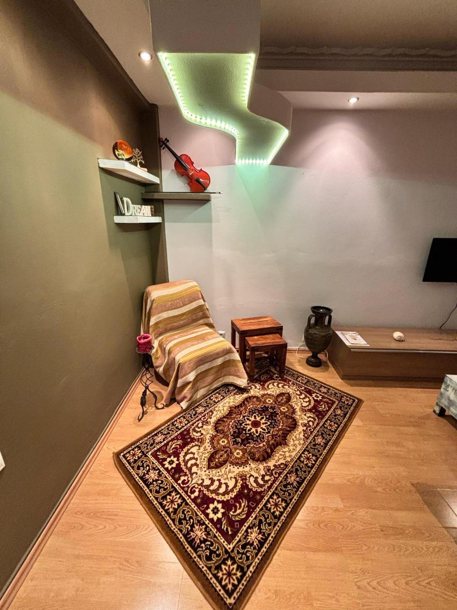 Nirvana Apartment Athena Bagian luar foto